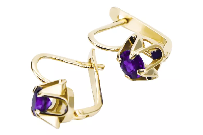 Des boucles d'oreilles Style vintage Alexandrite Or jaune 14 carats vec018y